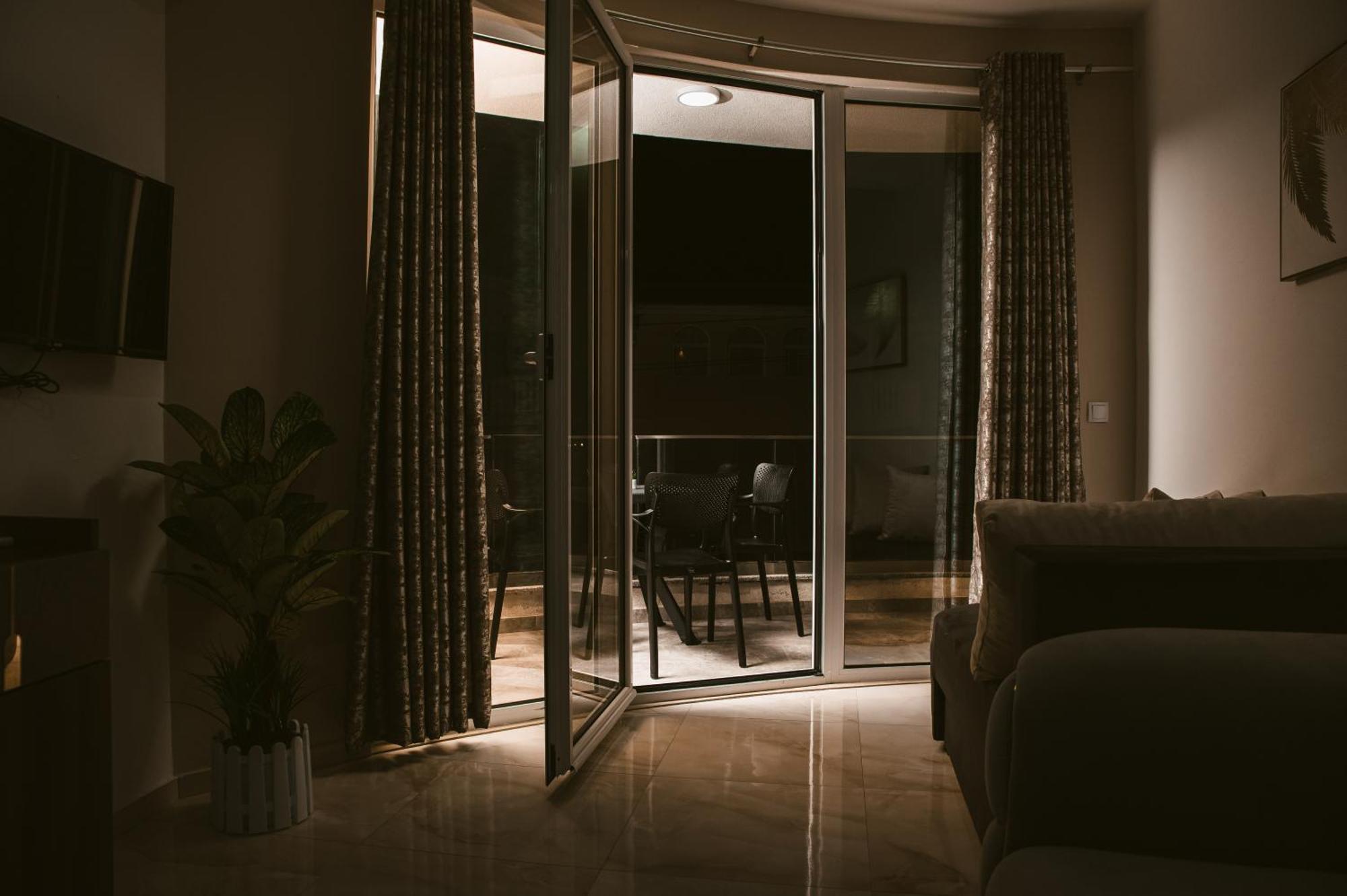 M&H Apartments Улцинь Екстер'єр фото