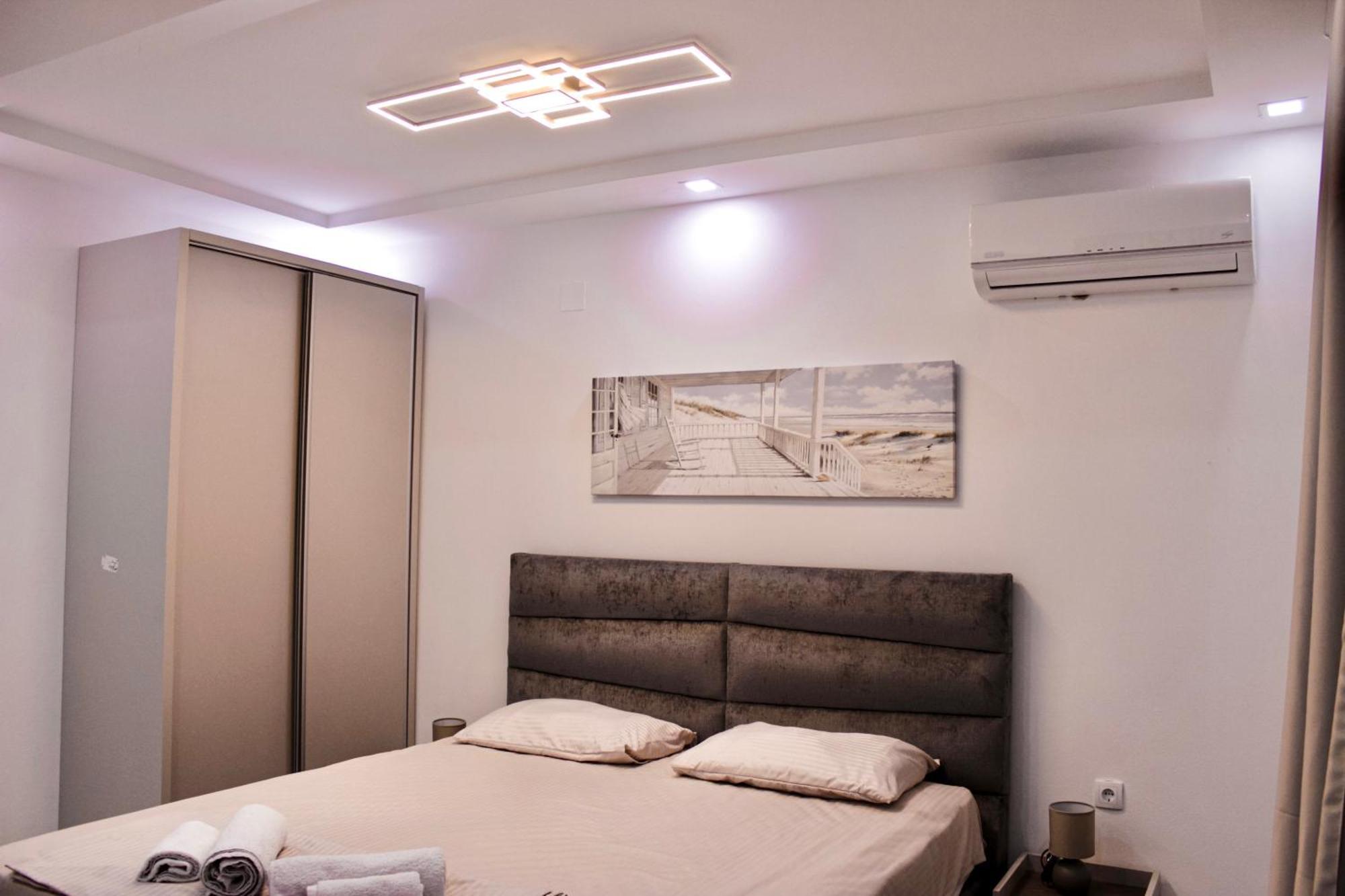 M&H Apartments Улцинь Екстер'єр фото