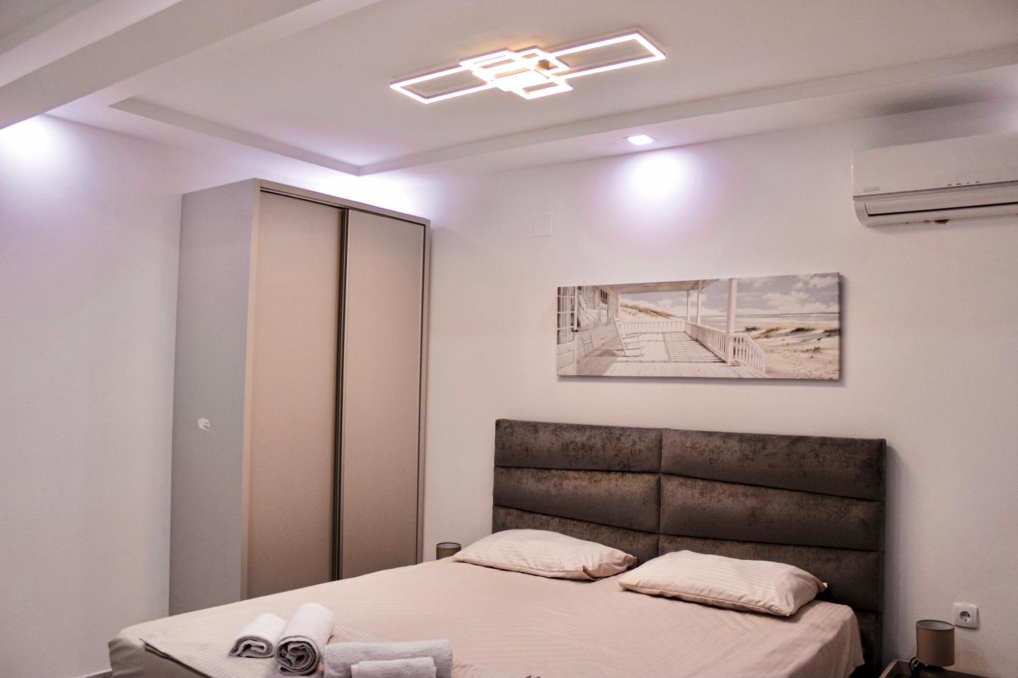 M&H Apartments Улцинь Екстер'єр фото