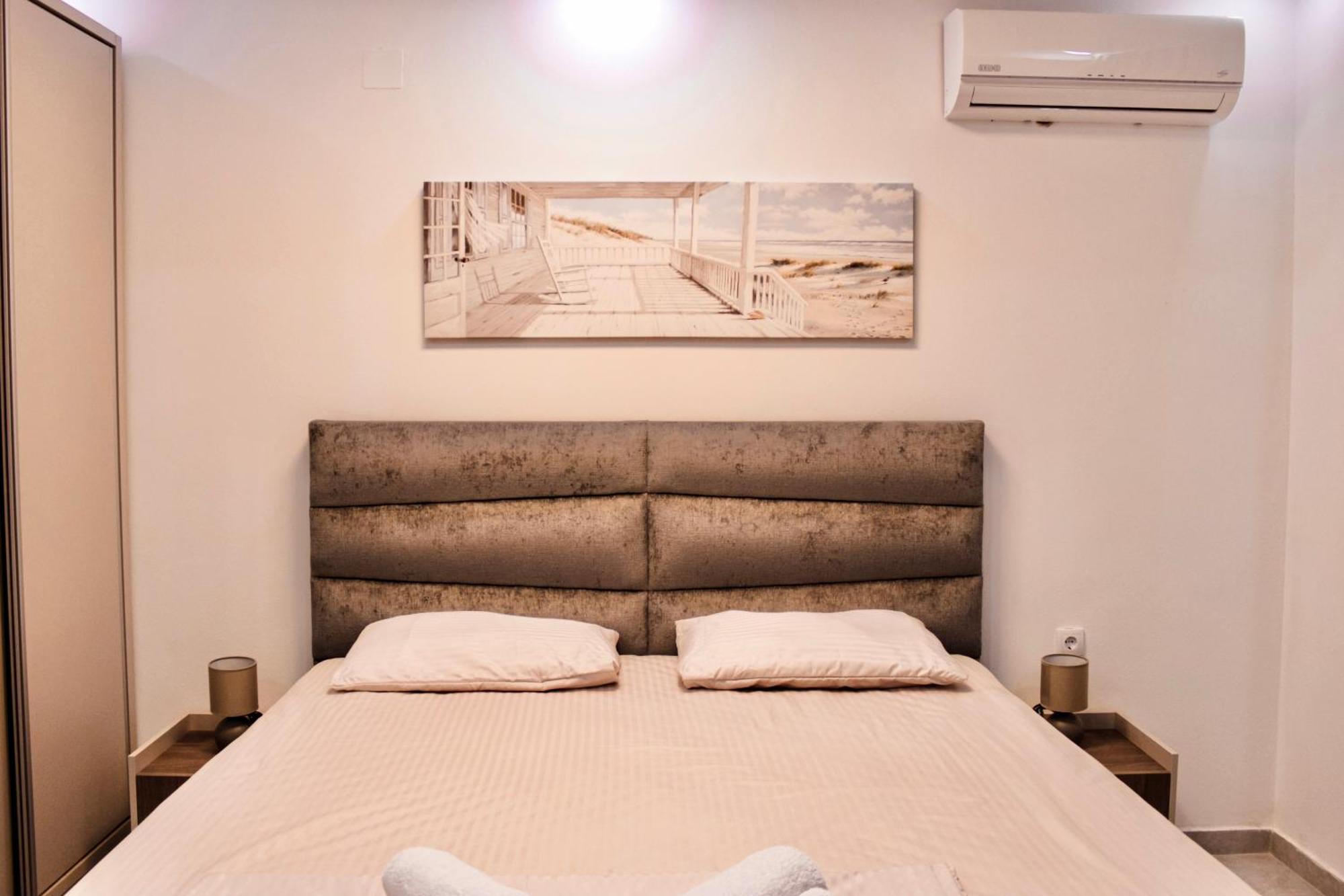 M&H Apartments Улцинь Екстер'єр фото